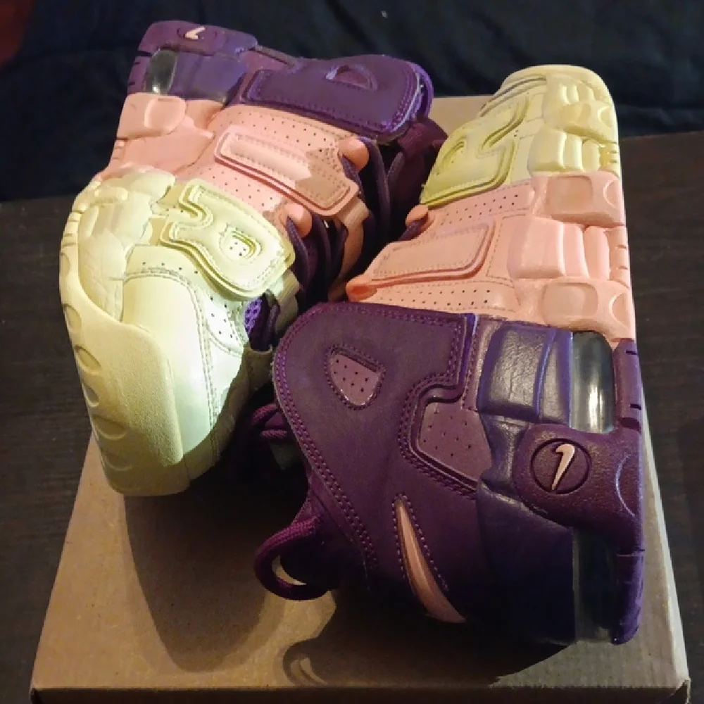 Nike Air More Uptempo (GS) Rare "Lucky Charmes" (2018) Men 6Y Women 7.5 EUC - Picture 8 of 9